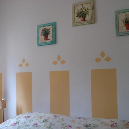 Casale La Fornace Villa Costacciaro Luaran gambar